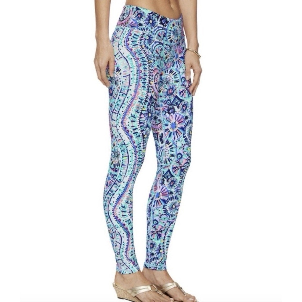 Lilly Pulitzer LUXLETIC Weekender The Swim Engineered Legging UPF 50+ Sz Medium